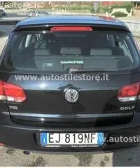 VOLKSWAGEN Golf 1.6 TDI DPF 5p. Confortline VOLKSWAGEN Golf 1.6 TDI DPF 5p. Confortline