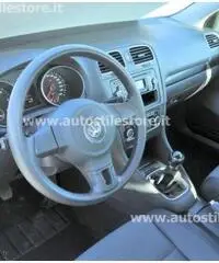 VOLKSWAGEN Golf 1.6 TDI DPF 5p. Confortline VOLKSWAGEN Golf 1.6 TDI DPF 5p. Confortline