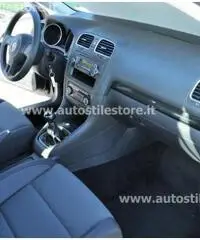 VOLKSWAGEN Golf 1.6 TDI DPF 5p. Confortline VOLKSWAGEN Golf 1.6 TDI DPF 5p. Confortline