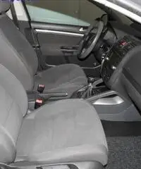 VOLKSWAGEN Golf V 1.9 TDI COMFORTLINE 5PT. CV105-No garanzia!