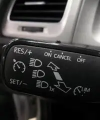 VOLKSWAGEN Golf Variant 1.6 TDI 105 CV Trendline BlueMotion