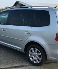VOLKSWAGEN Touran 1.6 TDI 105CV LIFE NAVI/PARK ASSIST