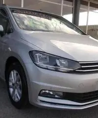 Volkswagen Touran Nuovo 2.0 tdi Highline 7 posti 150cv nuovo/km0