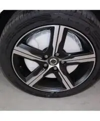Volvo V40 D2 R-design Momentum - KM0