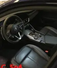 ALFA ROMEO Giulia 2.2 Turbodiesel 180 CV AT8 Super