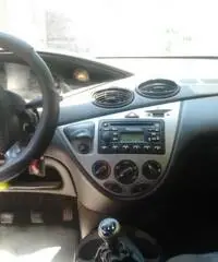 Vendo Ford Focus