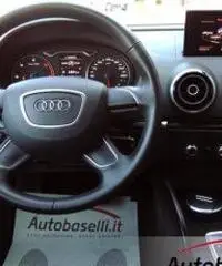 AUDI A3 SPORTBACK 1.6 TDI AMBIENTE AUTOMATICA