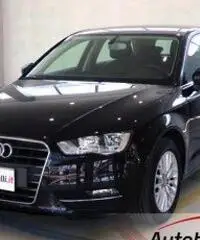 AUDI A3 SPORTBACK 1.6 TDI AMBIENTE AUTOMATICA