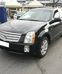 Cadillac SRX 3.6 GPL V6 AWD Sport Luxury Cambio Aut. Full Opt.