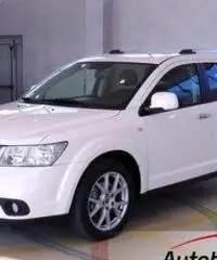 FIAT FREEMONT 2.0 MJT AWD LOUNGE 4X4 7 POSTI AUTOMATICA 170 CV FIAT FREEMONT 2.0 MJT AWD LOUNGE 4X4 7 POSTI AUTOMATICA 170 CV