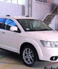 FIAT FREEMONT 2.0 MJT AWD LOUNGE 4X4 7 POSTI AUTOMATICA 170 CV FIAT FREEMONT 2.0 MJT AWD LOUNGE 4X4 7 POSTI AUTOMATICA 170 CV