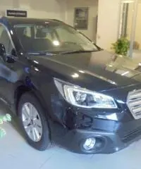 SUBARU OUTBACK 2.0D CVT Lineartronic Style