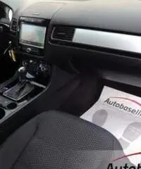 VOLKSWAGEN TOUAREG 3.0 V6 TDI BLUEMOTION 245 CV