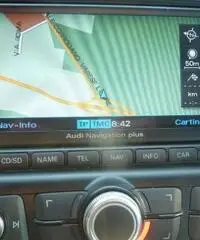 AUDI R8 5.2 V10 FSI quattro R tronic AUDI R8 5.2 V10 FSI quattro R tronic