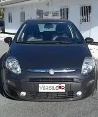 Fiat Punto Evo 1.3 Mjt 95CV DPF 5p. S S Dyn. Fiat Punto Evo 1.3 Mjt 95CV DPF 5p. S S Dyn.