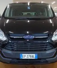 FORD Tourneo Custom 300 2.2 TDCi 125CV PC Limited FORD Tourneo Custom 300 2.2 TDCi 125CV PC Limited