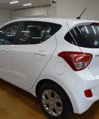 HYUNDAI i10 1.0 MPI Login OK NEOPATENTATI HYUNDAI i10 1.0 MPI Login OK NEOPATENTATI