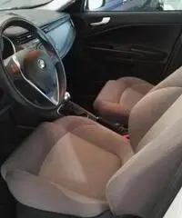 ALFA ROMEO Giulietta 1.6 JTDm-2 105 CV Distinctive