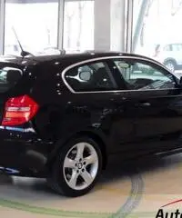 Bmw 123d futura steptronic