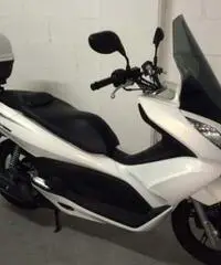 Honda PCX 150 - pari al nuovo 285 Km Honda PCX 150 - pari al nuovo 285 Km