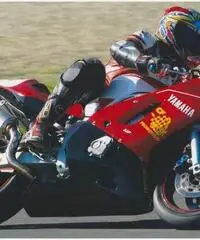 Yamaha R6 600