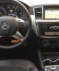 MERCEDES-BENZ ML 250 BlueTEC 4Matic Sport MERCEDES-BENZ ML 250 BlueTEC 4Matic Sport