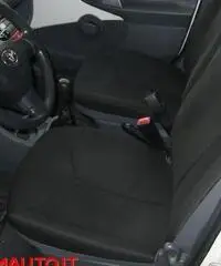 TOYOTA Aygo 1.0 12V VVT-i 5 porte Now Connect