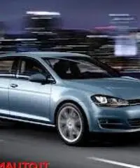 VOLKSWAGEN Golf    Nuova Golf VII 1.6 Tdi 105cv 5P BM Tech.  KM 0 VOLKSWAGEN Golf    Nuova Golf VII 1.6 Tdi 105cv 5P BM Tech.  KM 0