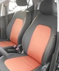 HYUNDAI i10 1.0 LOGIN NERO