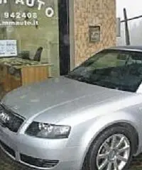 AUDI A4 2,5 TDI V6 163CV  CABRIO  !!!!!!