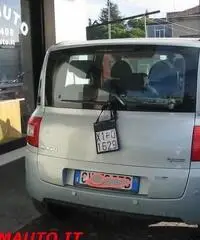 FIAT Multipla 1.6 16V Natural Power Dynamic