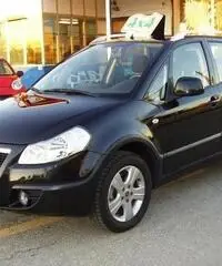 FIAT Sedici CC. 1.900 MJT 4x4 EMOTION FIAT Sedici CC. 1.900 MJT 4x4 EMOTION