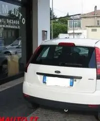 FORD Fiesta 1,4 TDCI  VAN (CLIMA)