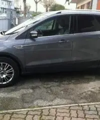 Ford Kuga 2.0 TDCI 140 CV 4WD Powersh. Lux Edition