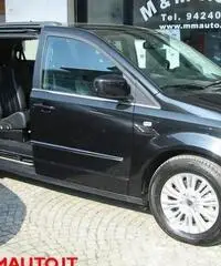 LANCIA Voyager 2.8 Turbodiesel Gold 163 CV!!!!! LANCIA Voyager 2.8 Turbodiesel Gold 163 CV!!!!!