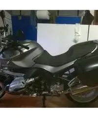 BMW R 1200 R BMW R 1200 R