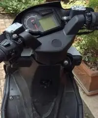 APRILIA SR-R 2010