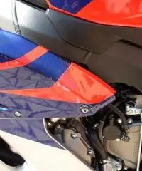 Honda CBR 1000 RR Fireblade anno 05 Honda CBR 1000 RR Fireblade anno 05