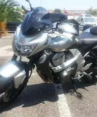 KAWASAKI Z 750 KAWASAKI Z 750