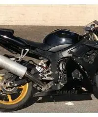 Yamaha YZF R6 - 2005