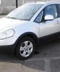 FIAT Sedici 4x4 - A rate da 89.00 euro al mese FIAT Sedici 4x4 - A rate da 89.00 euro al mese