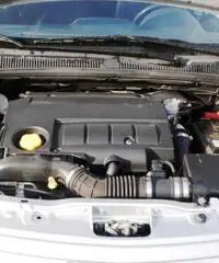 FIAT Sedici 4x4 - A rate da 89.00 euro al mese FIAT Sedici 4x4 - A rate da 89.00 euro al mese