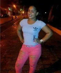 Donna alla ricerca di un uomo che vuole una relazione seria