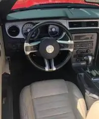 2011 Ford Mustang Convertibl 2011 Ford Mustang Convertibl