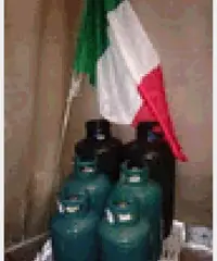 Rimessaggio di ***Eccellenza*** Milano Sud Rimessaggio di ***Eccellenza*** Milano Sud