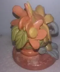 In vendita statuetta lavorata interamente a mano