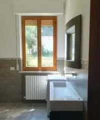Affittasi appartamento in zona Aspio Vecchio Affittasi appartamento in zona Aspio Vecchio