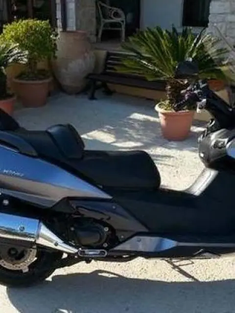 SCOOTER HONDA SILVER WING 400 SCOOTER HONDA SILVER WING 400