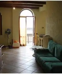casa lago iseo  loc. riva di solto (BG) via principale centro storico