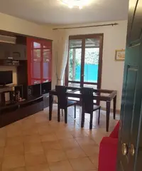 Privato vende Latina Scalo con giardino Privato vende Latina Scalo con giardino